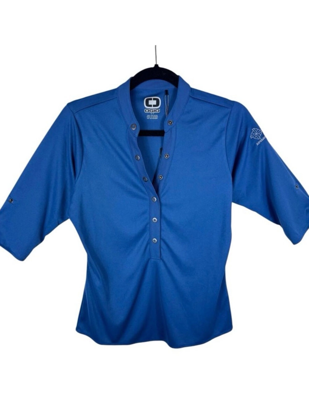 Ogio NWT Blue 3/4 Roll Tab Sleeve 1/2 Snap Lightweight Embroidered Top Size S